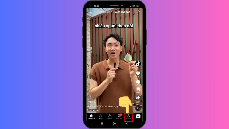 Vào hồ sơ trên kênh TikTok của bạn