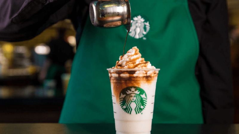 Starbucks chinh phục khách hàng bởi thực đơn phong phú