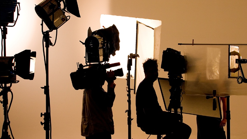 Tùy thuộc vào ngân sách và mục tiêu của mình, bạn có thể lựa chọn hình thức quảng cáo phù hợp